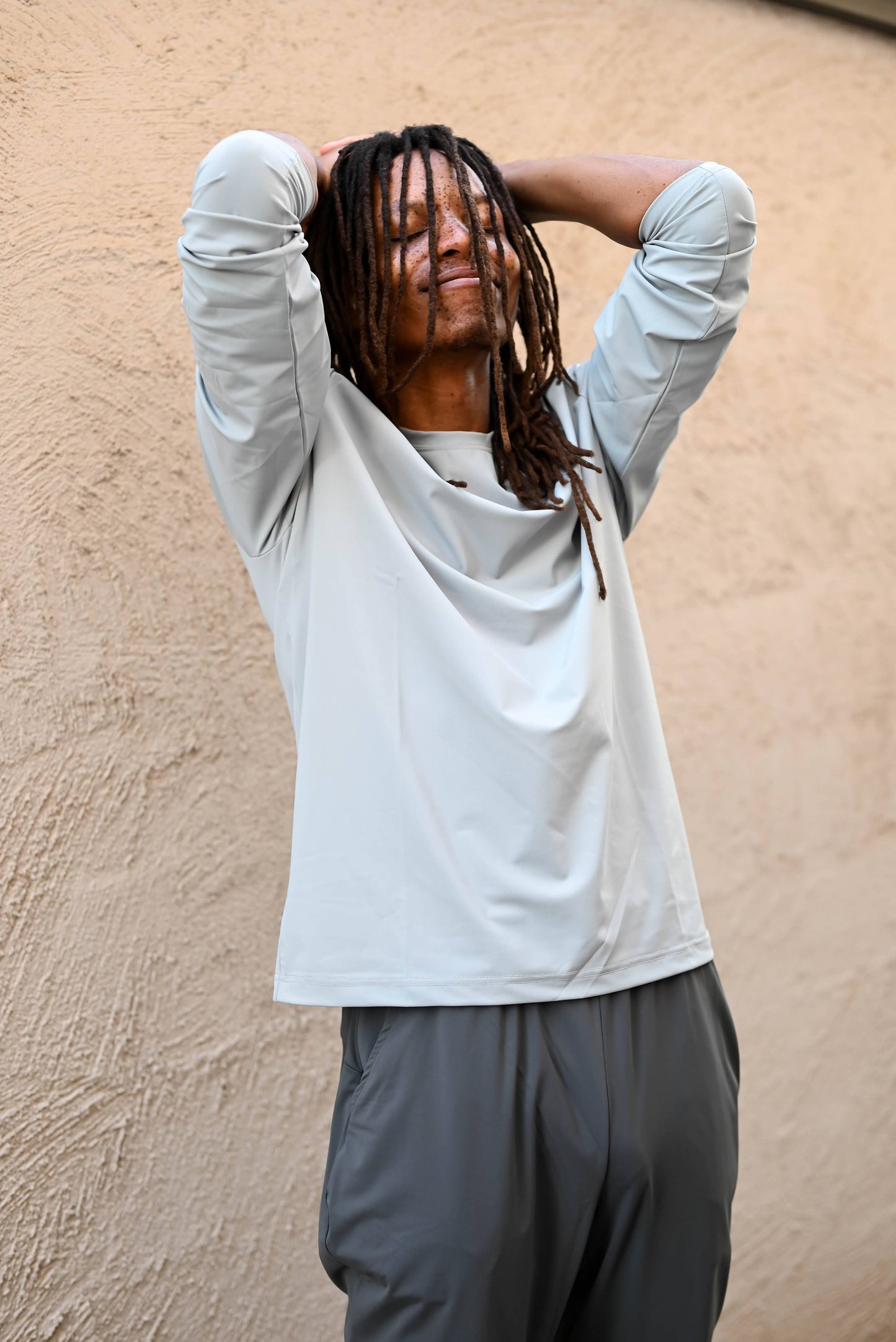Men's comfortable and breathable UPF 50+ long sleeve top